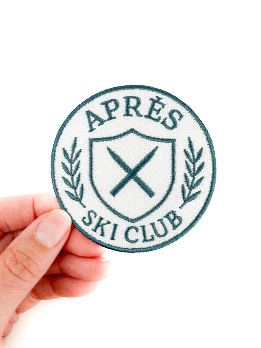 Après Ski Club Patch – Embroidered Iron-On Patch Winter Snow