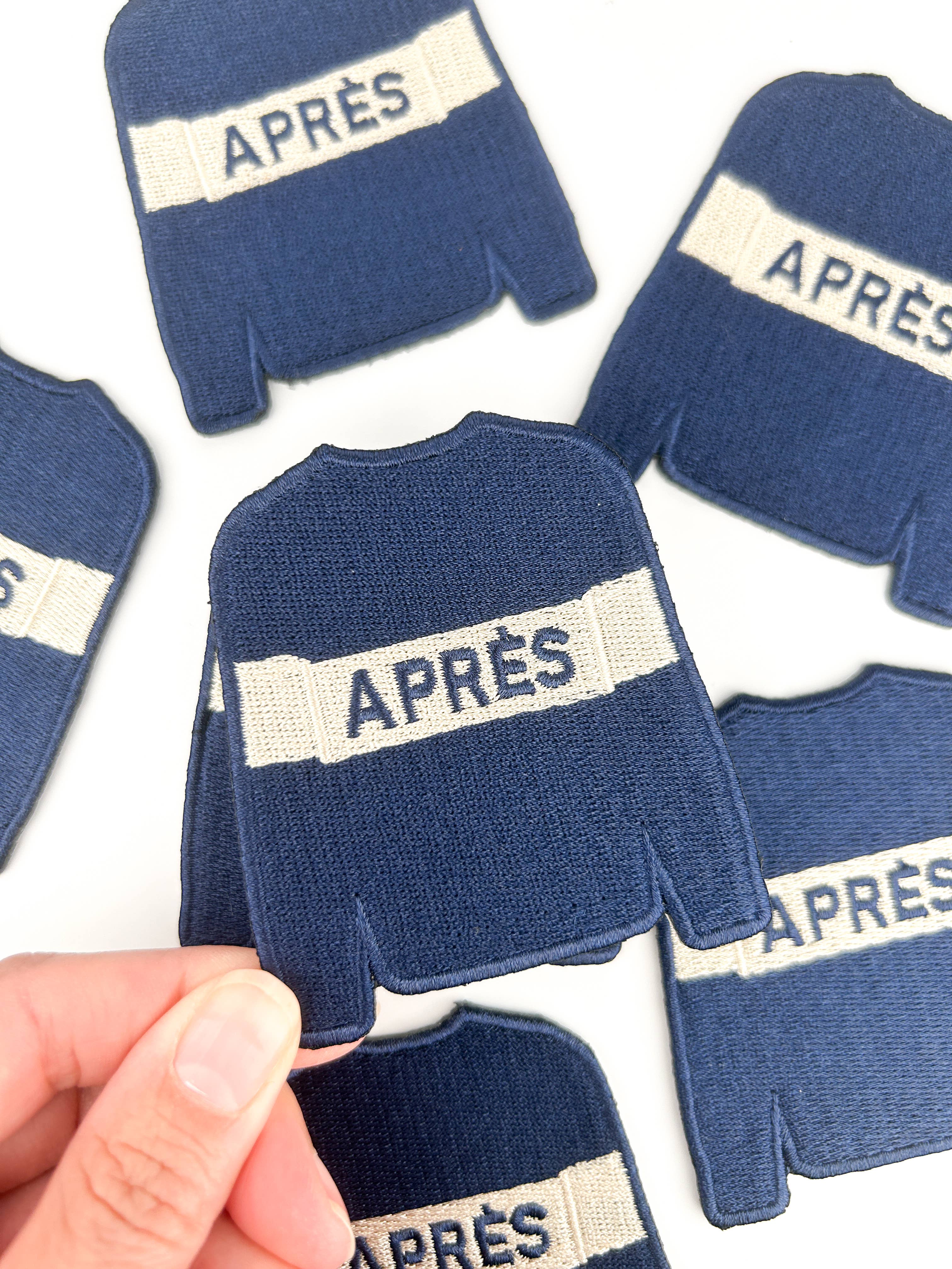 Après Ski Sweater Patch Embroidered Iron-On or Sew-On Apres